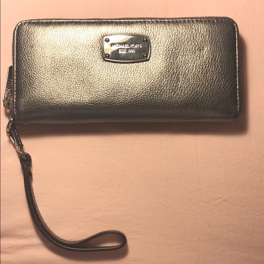 Michael Kors wallet